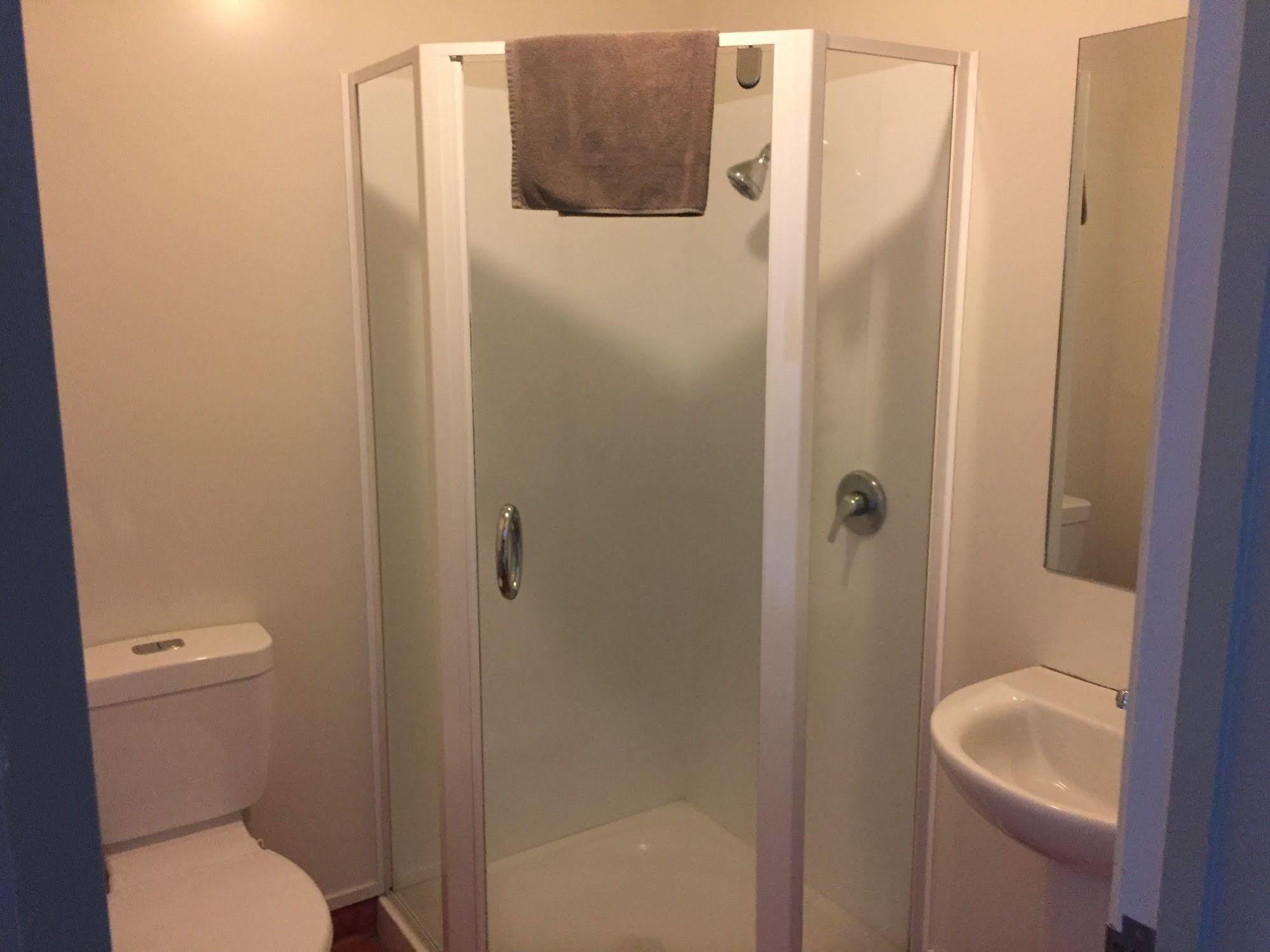 Tiki Lodge Backpackers Taupo Eksteriør bilde