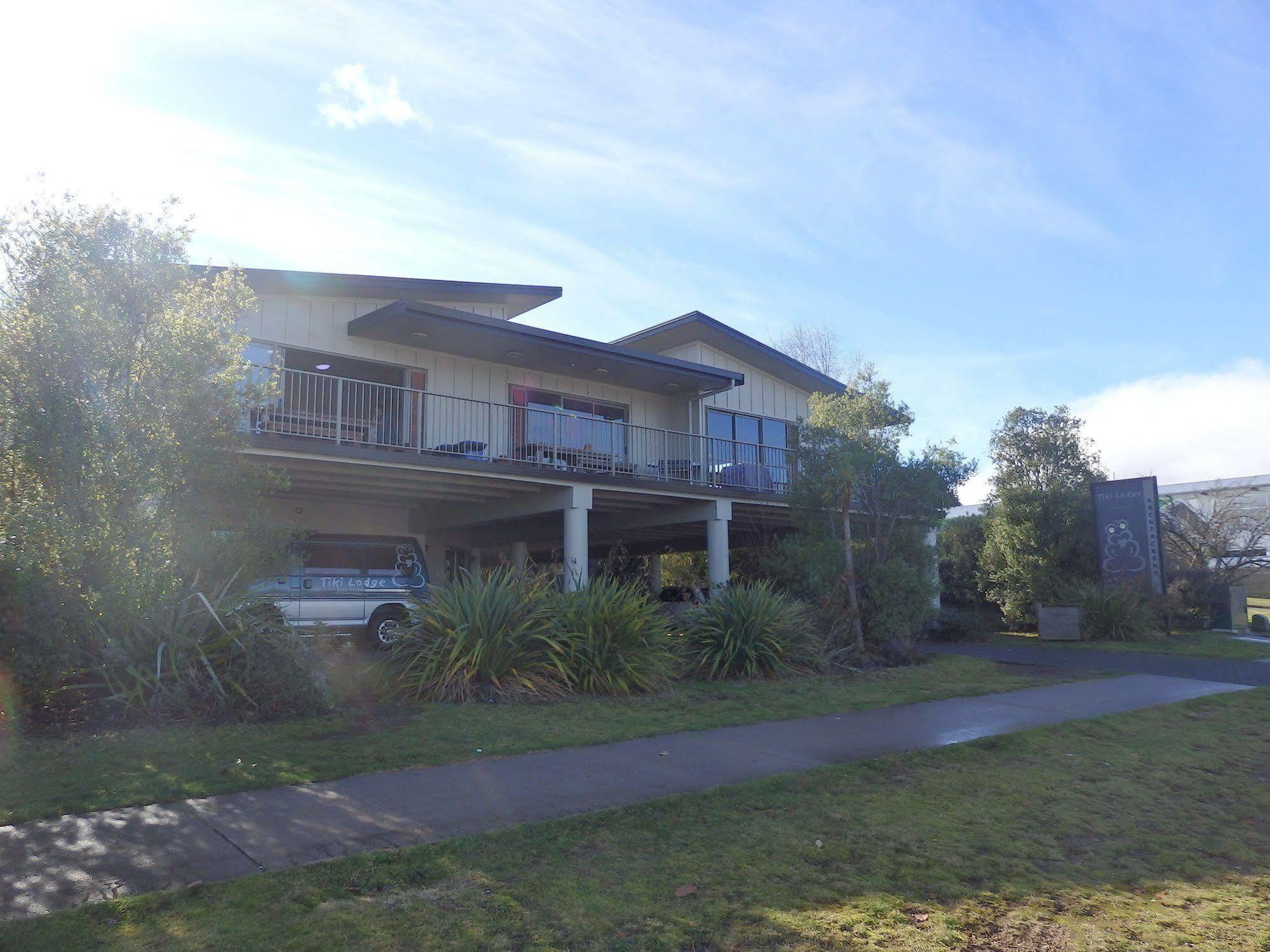 Tiki Lodge Backpackers Taupo Eksteriør bilde